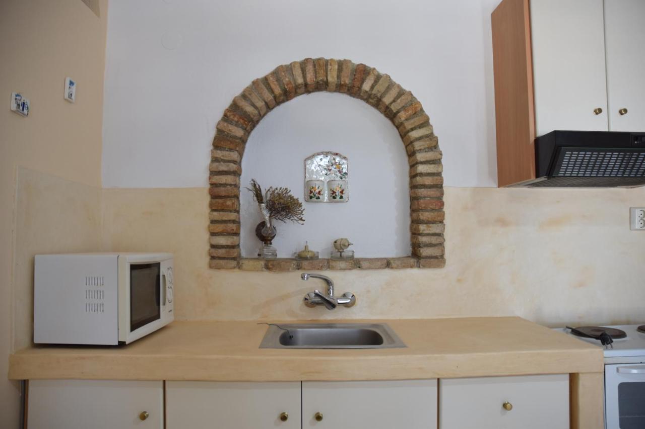 Aparthotel Porto Apergis à Agios Ioannis  Extérieur photo